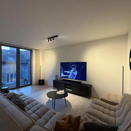 Centrum Ghent, Modern & New, Private Parking Appartement *