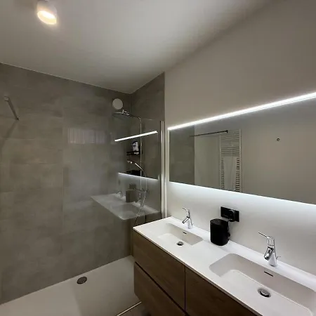 Centrum Ghent, Modern&new, Private Parking * Gent