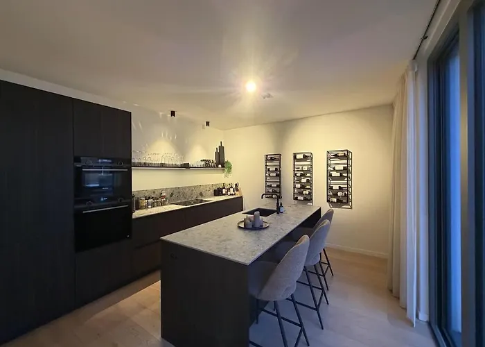 Centrum Ghent, Modern & New, Private Parking Appartement