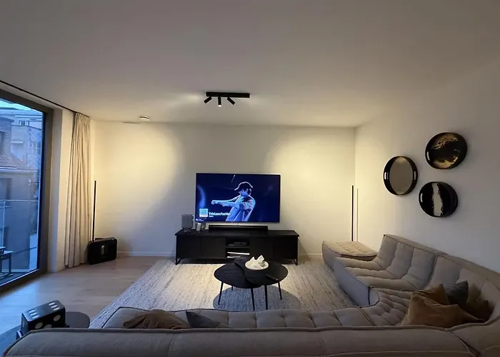 Centrum Ghent, Modern&new, Private Parking *